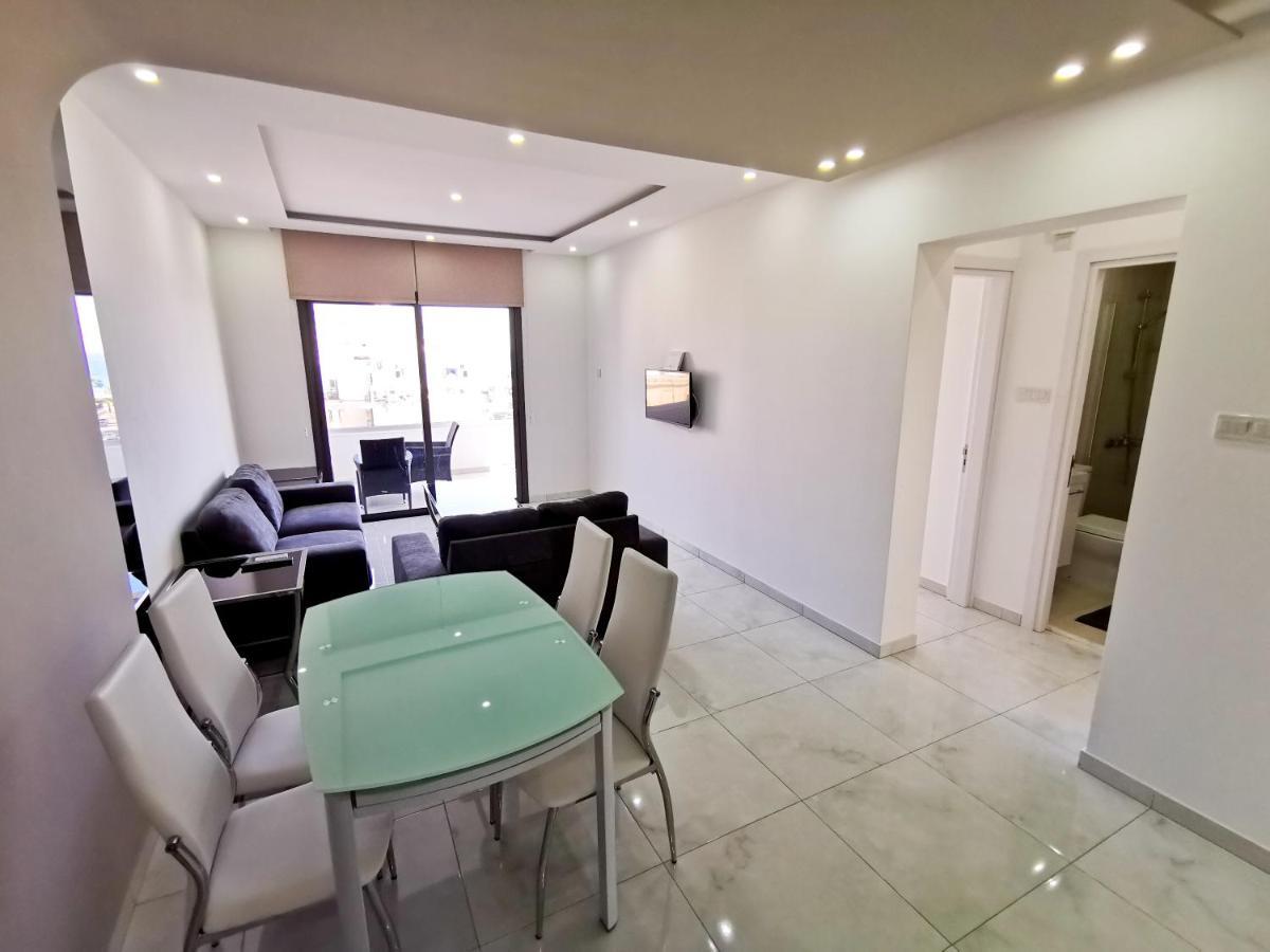 Sunny Daze Seaview Apartment Larnaka Exterior foto